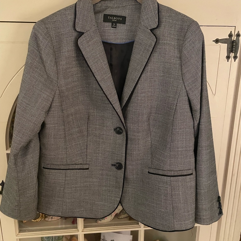 Talbots Black and White Textured Jacket NWOT 12P